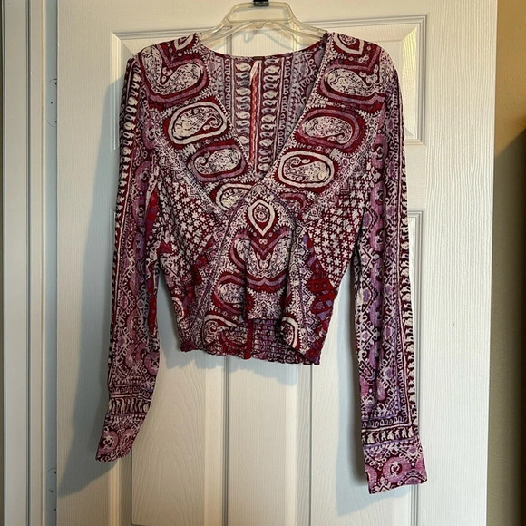 Free People Wild and Free women’s pink paisley cropped blouse size medium - Picture 1 of 9
